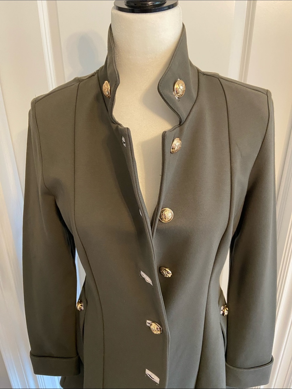 Joseph Ribkoff Olive Green Military-Style Jacket/Coat with Gold Buttons. Sz US6. - Picture 8 of 13